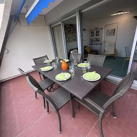 3 Pieces Pour 4 Avec Terrasse Vue Port - Fr-1-731-145 * Le Grau-du-Roi