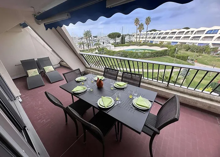 3 Pieces Pour 4 Avec Terrasse Vue Port - Fr-1-731-145 Le Grau-du-Roi